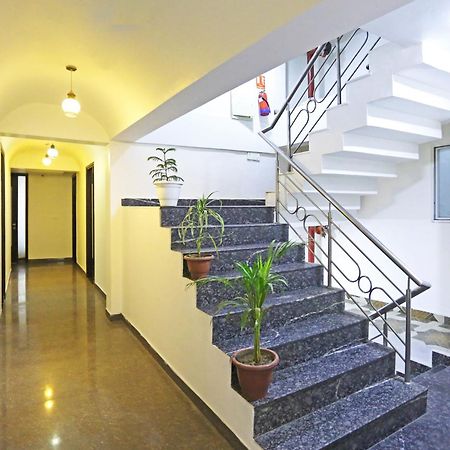 Hotel Star Inn-Near Delhi Airport 뉴델리 외부 사진