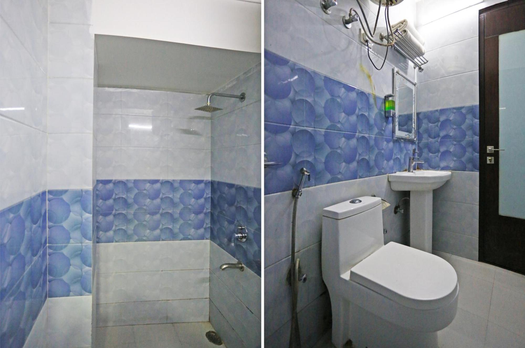 Hotel Star Inn-Near Delhi Airport 뉴델리 외부 사진